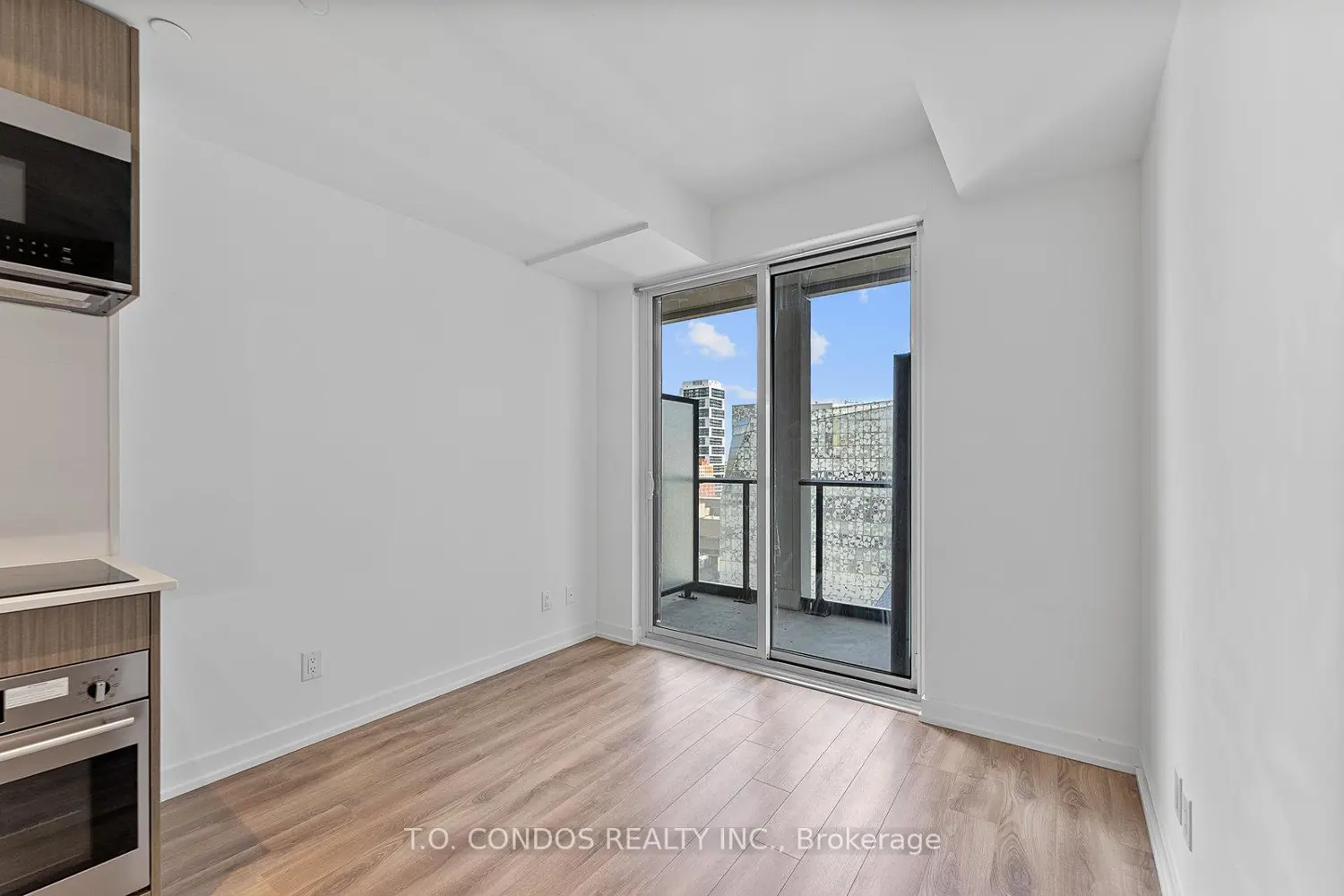 20 Edward Street 1019 photo 4