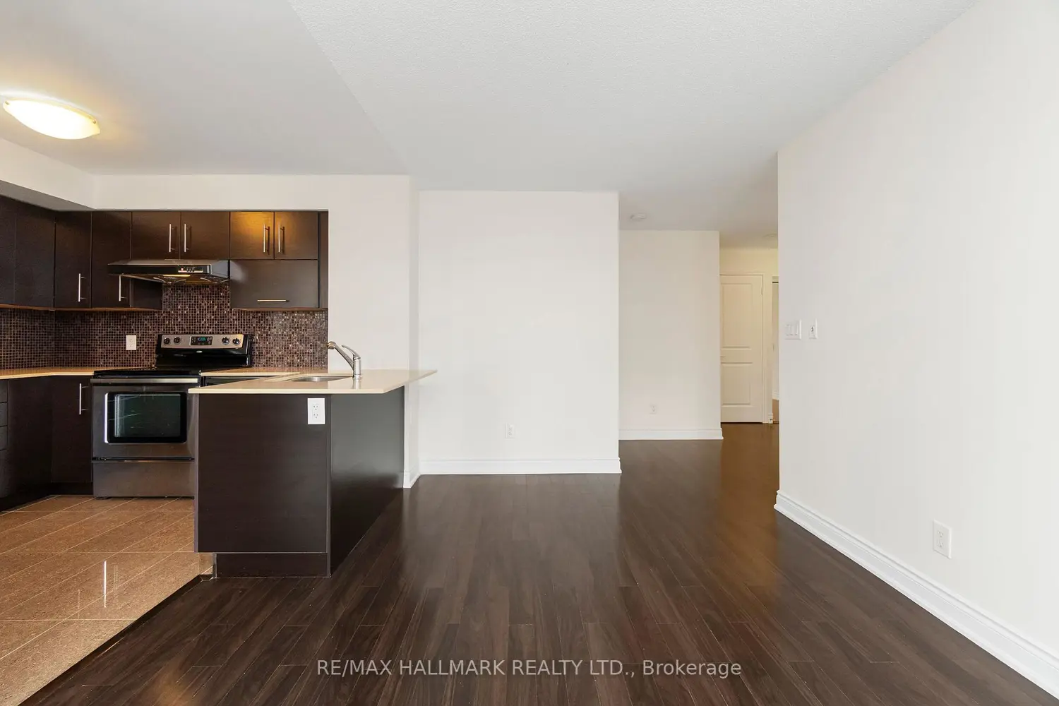 253 South Park Road 308 photo 5