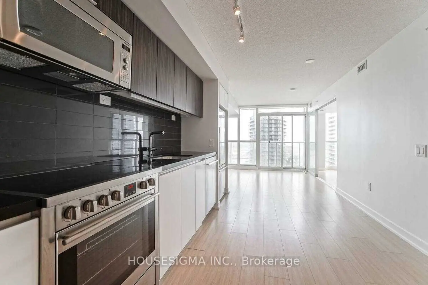 85 Queens Wharf Road 2503 photo 4