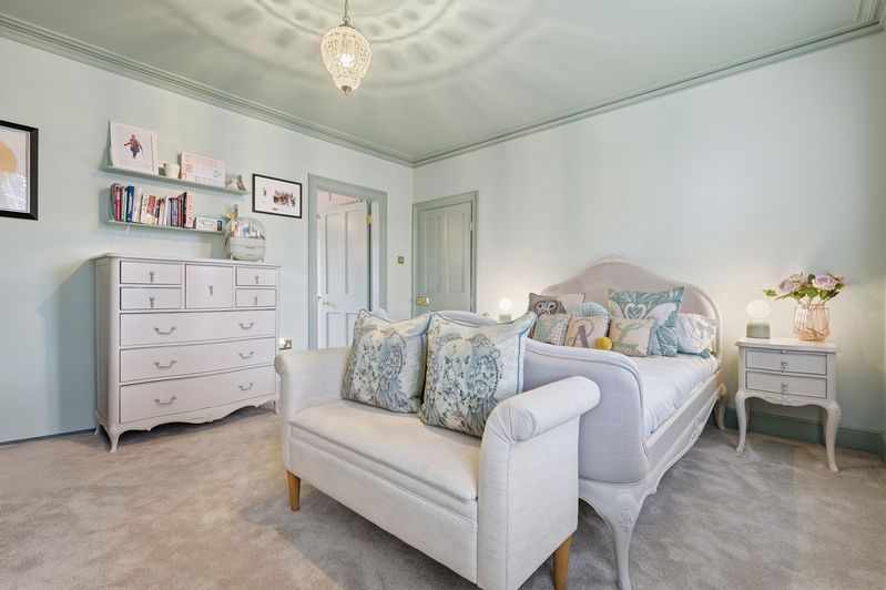 Additional image 19 of 5 bed semi-detached house for saleNorth Road, Hertford SG14