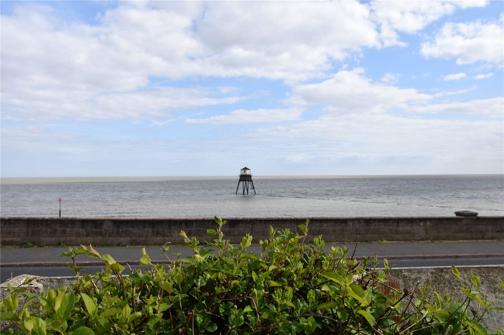 Additional image 2 of 4 bed detached house for saleBeach Road, Harwich, Essex CO12