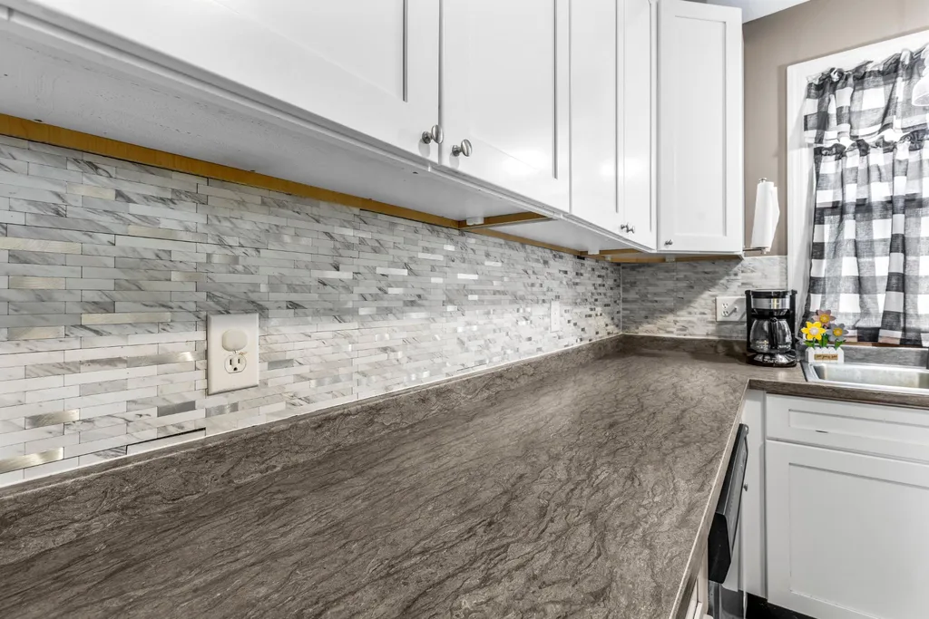 Additional image 10 of 250 E Jackson Street, New Holland, PA 17557