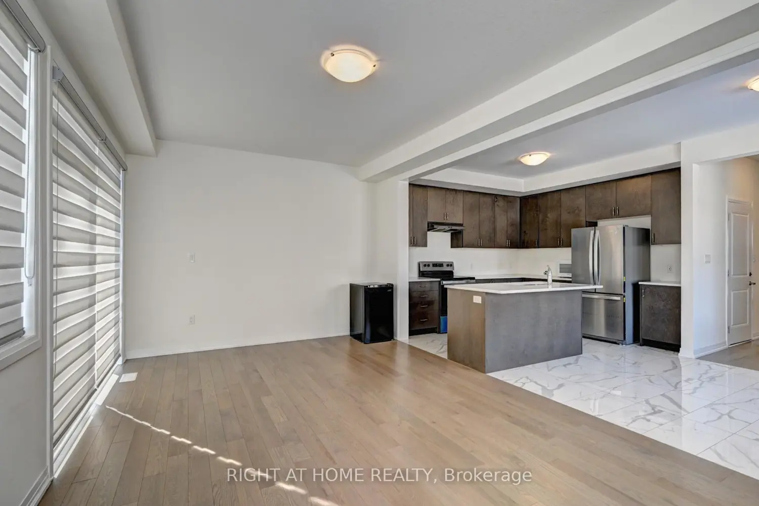 15 Blacklock Street 20 photo 3