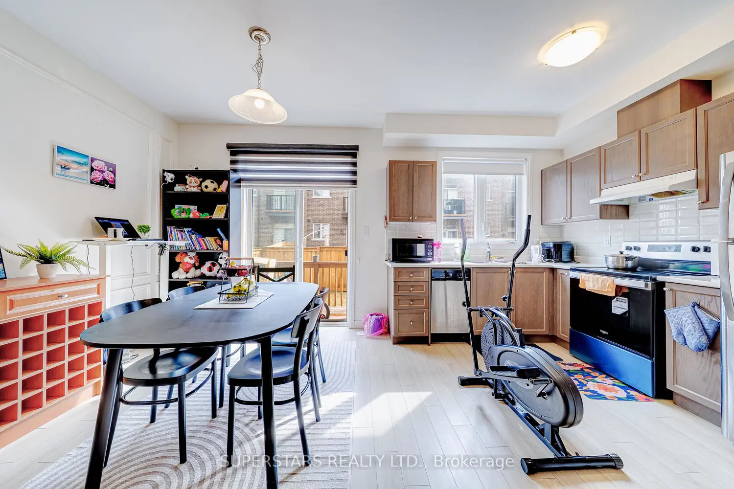 Additional image 15 of 15 Sissons Way