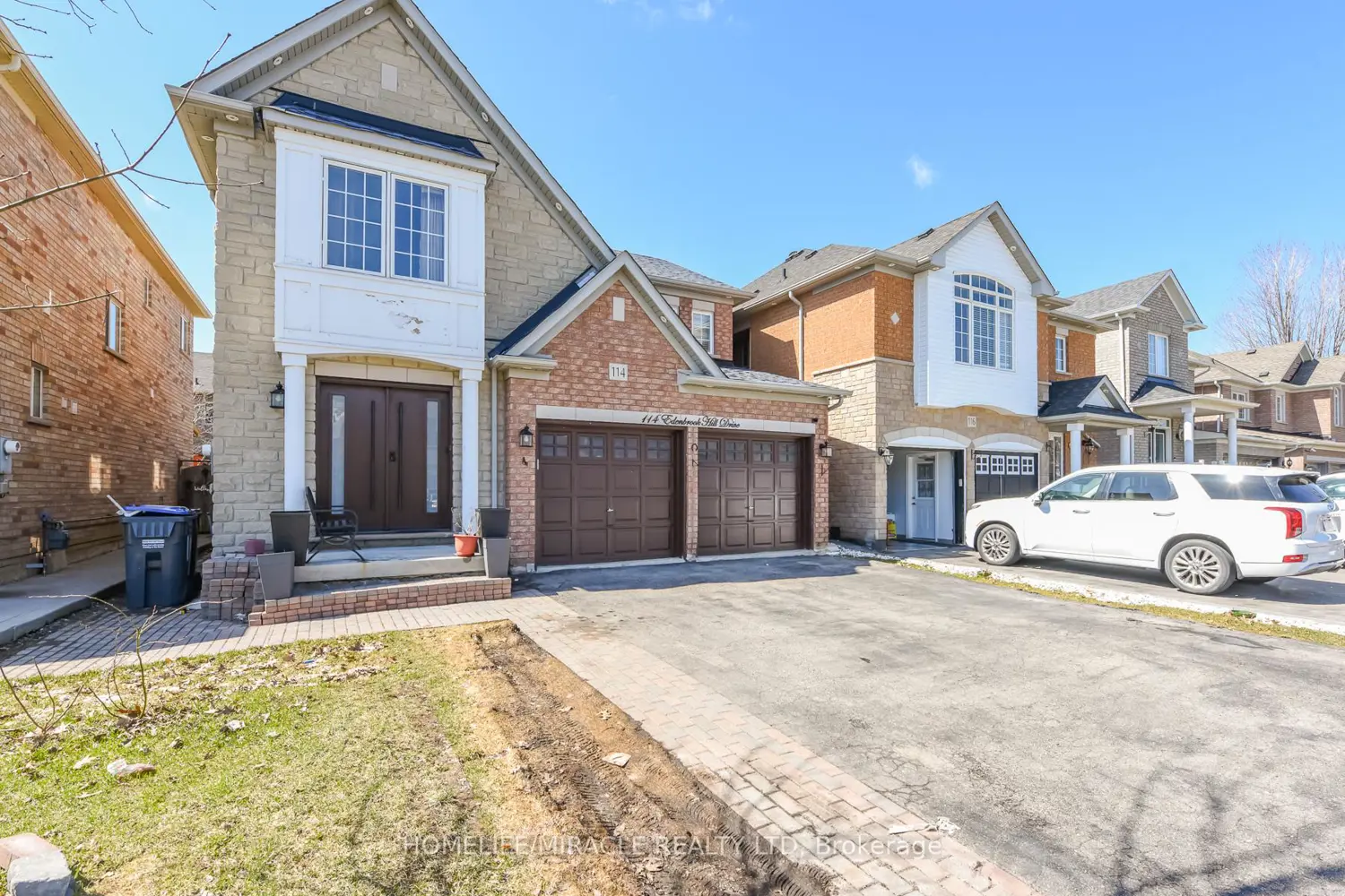 114 Edenbrook Hill Drive photo 2