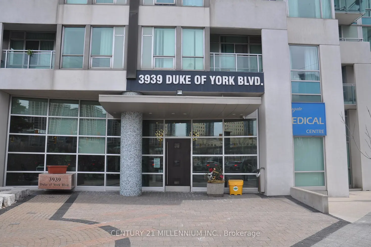 3939 Duke Of York Boulevard 1405