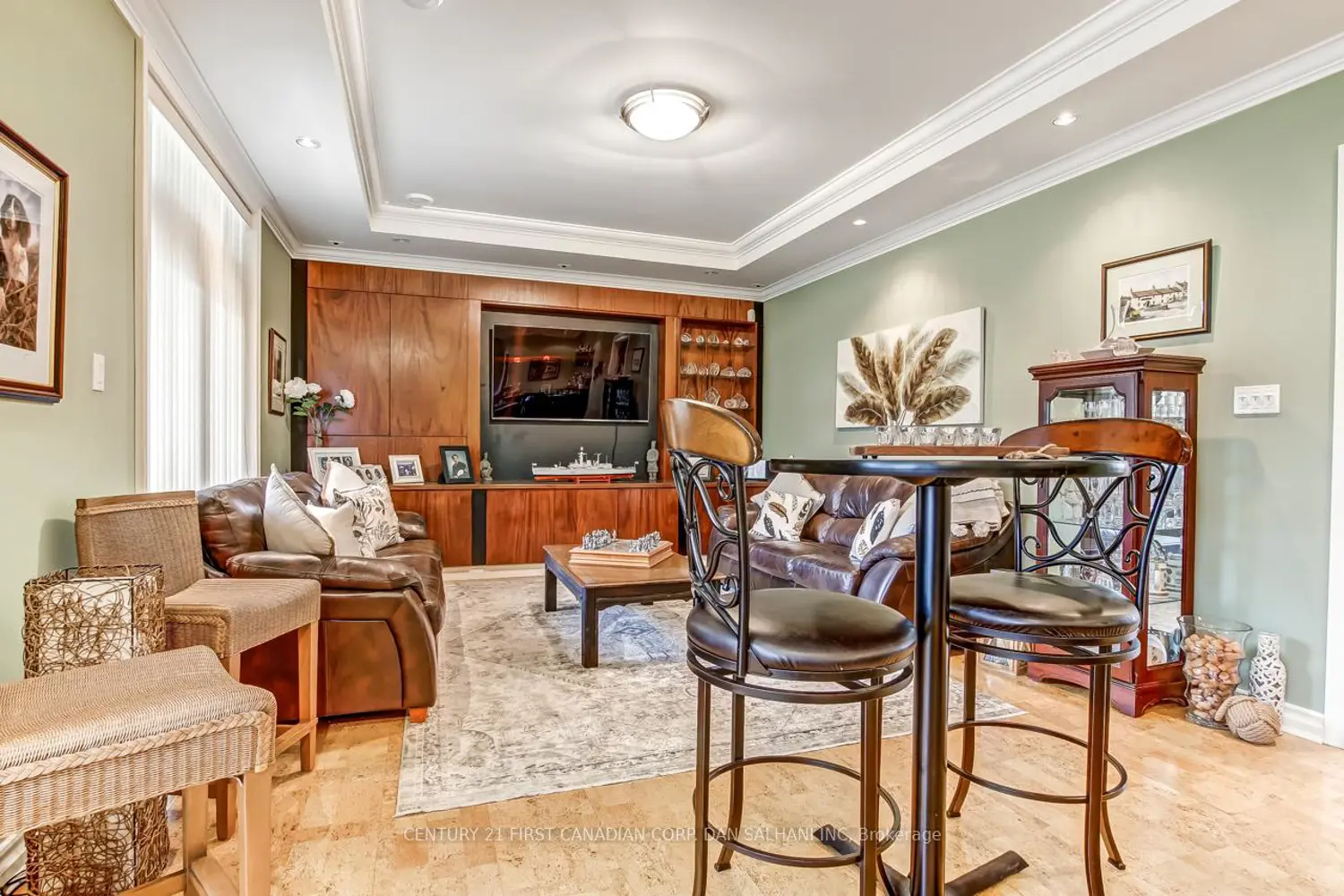 627 George Street photo 5