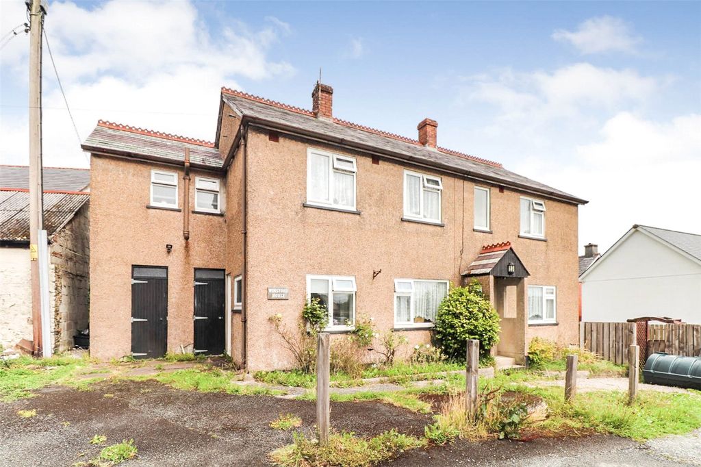 3 bed detached house for saleStanhope Gardens, Holsworthy, Devon EX22