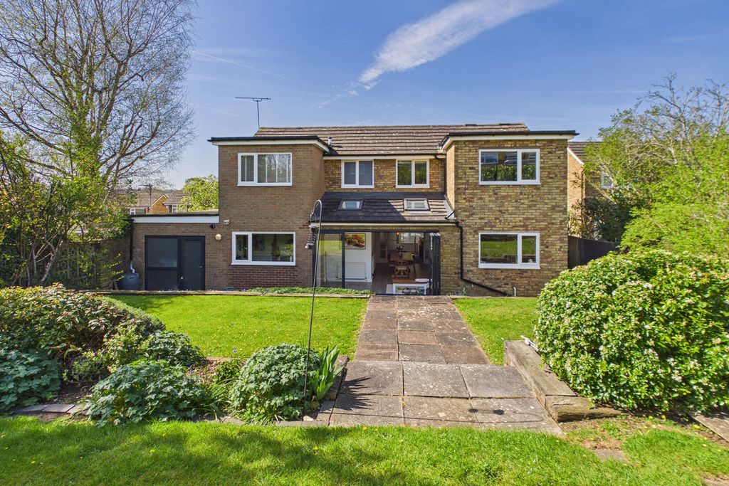 Additional image 2 of 4 bed detached house for saleParkhill Road, Hemel Hempstead HP1