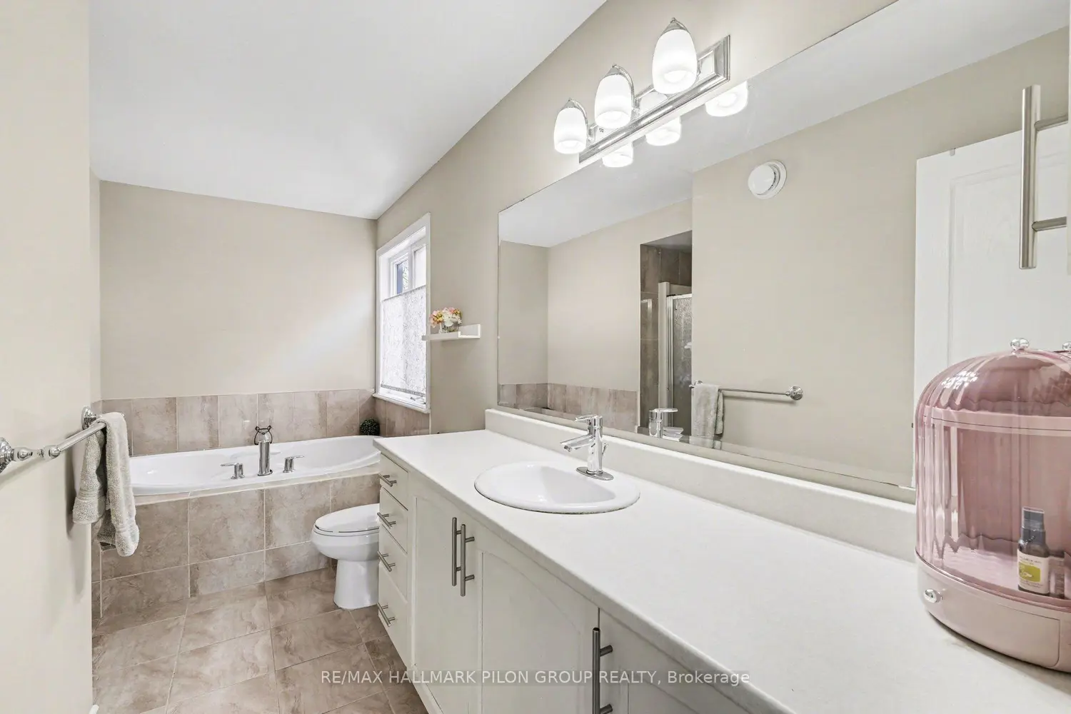 Additional image 10 of 845 Contour Street