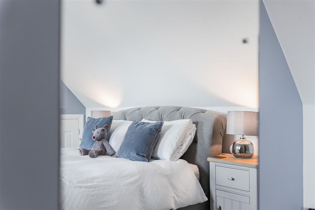 Additional image 21 of 2 bed flat for saleCoopers Court, Hertford, Hertford SG14