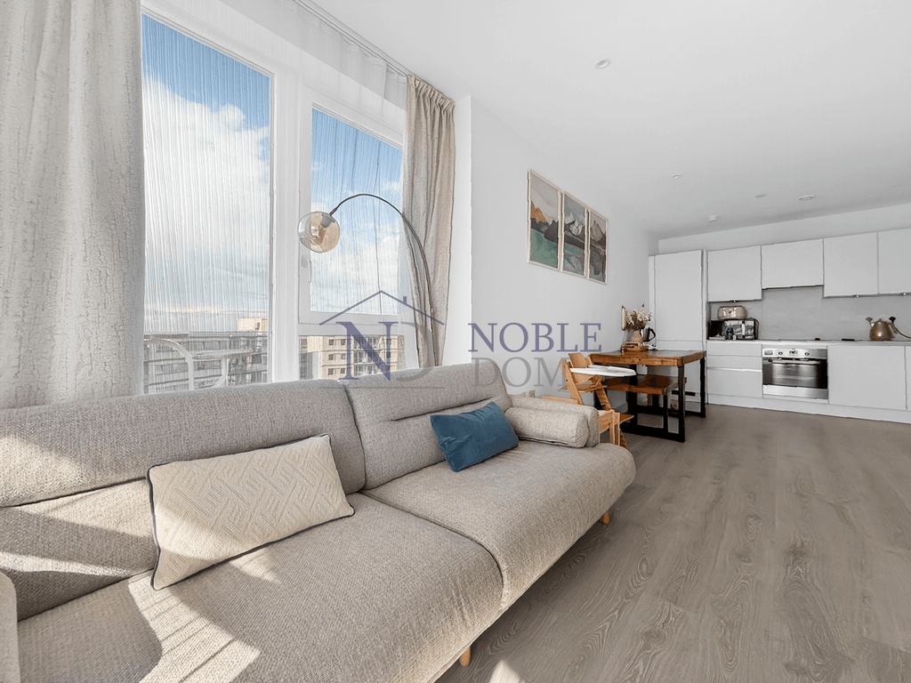 Additional image 4 of 2 bed flat for saleBarratt House, Prince Regent Road, Hounslow TW3
