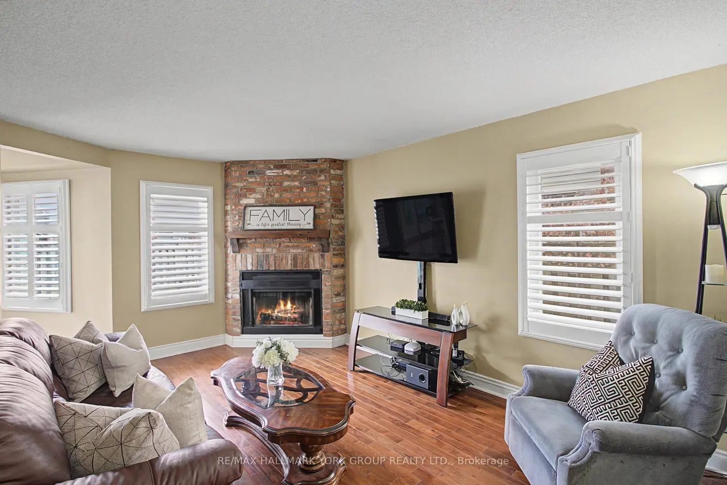 28 Hollingshead Drive photo 5
