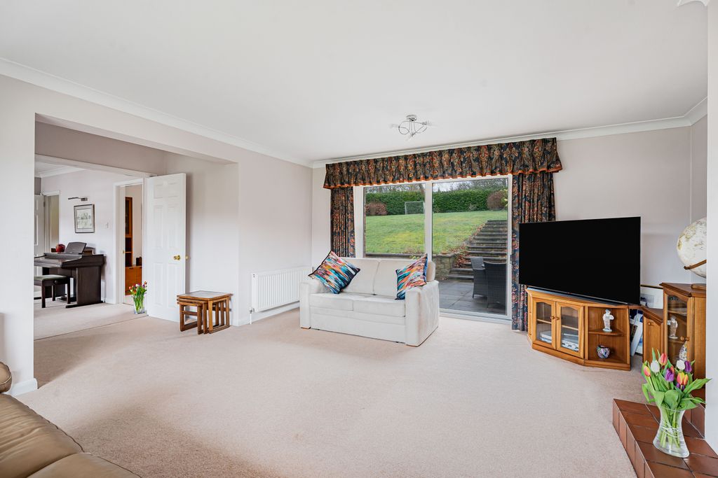 Additional image 5 of 4 bed detached house for saleSilverthorn Drive, Hemel Hempstead HP3