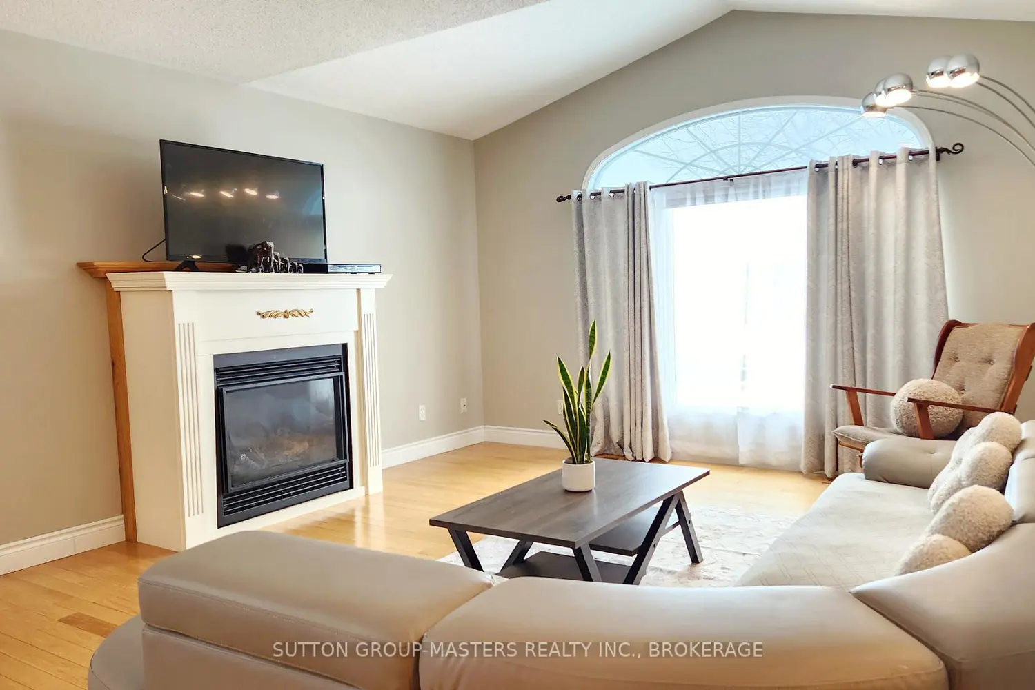 178 Langfield Street photo 2
