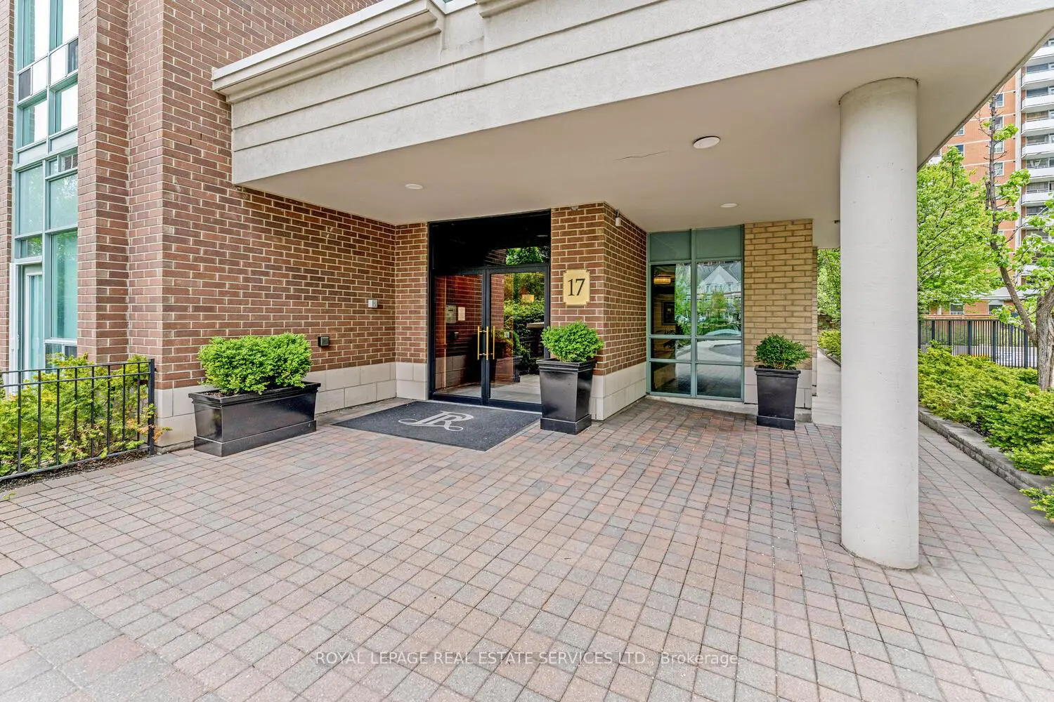 17 Michael Power Place 311