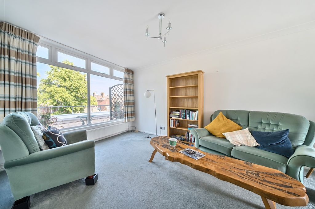 Additional image 17 of 2 bed maisonette for saleChurch Green, Harpenden AL5