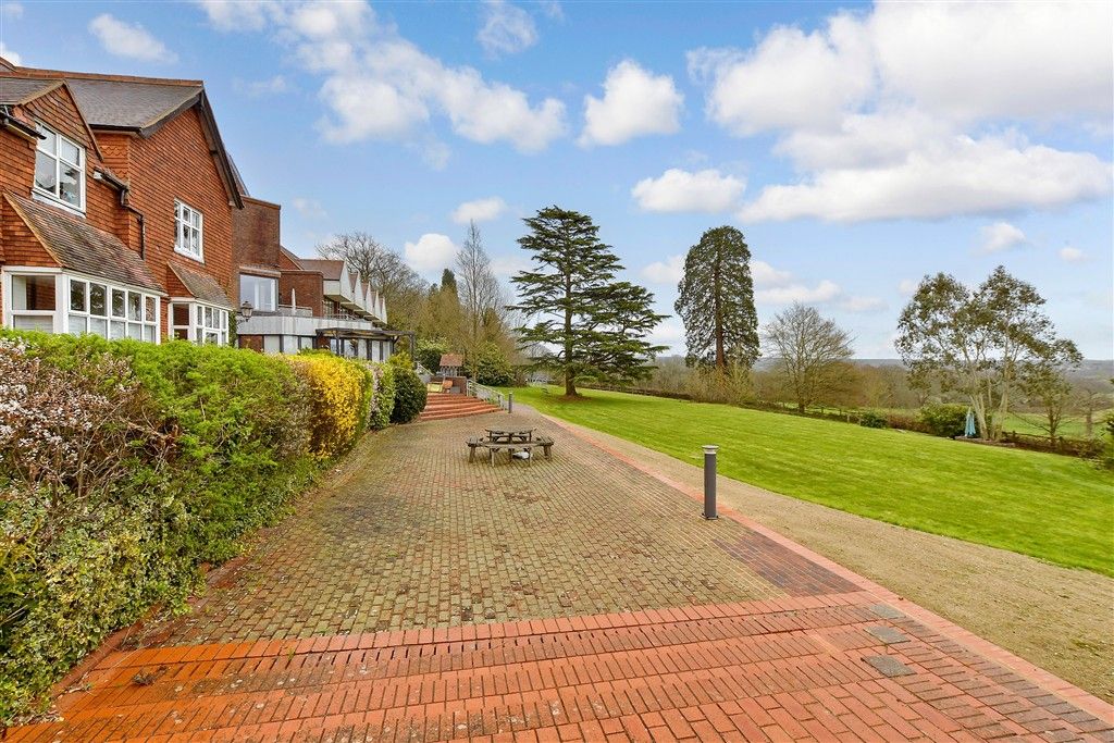Additional image 11 of 2 bed flat for saleLanghurst Wood Road, Horsham, West Sussex RH12