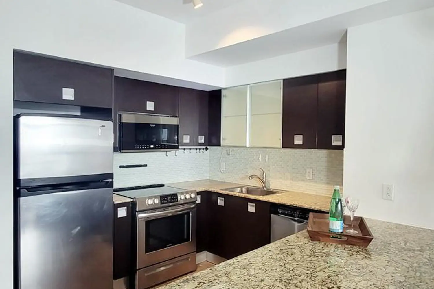 Additional image 4 of 33 Charles Street 2706