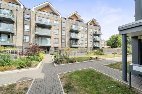Antoinette Close, Kingston Upon Thames KT1, Studio for sale