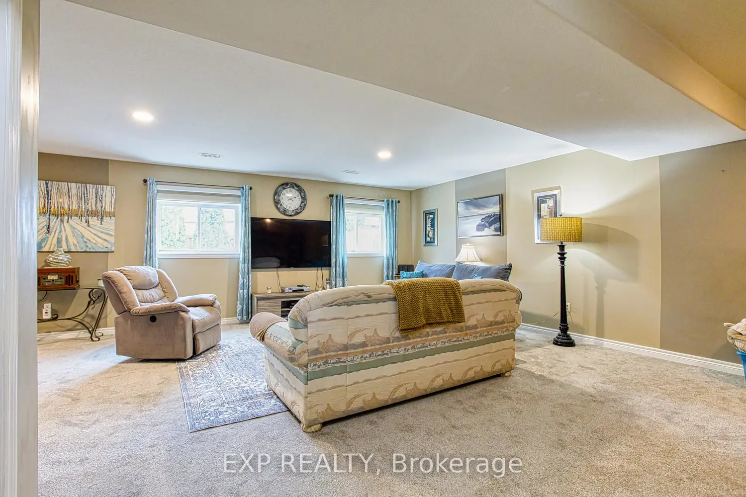 Additional image 9 of 7192 Kelly Drive