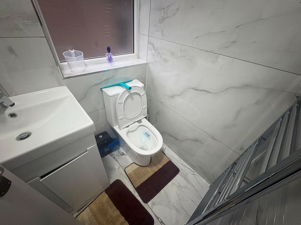 Additional image 19 of 6 bed semi-detached house for saleWentworth Crescent, Hayes UB3