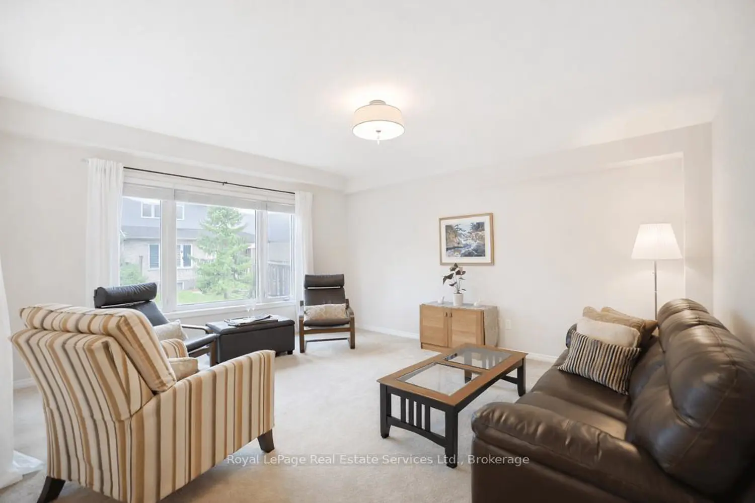 255 Summerfield Drive 11 photo 2