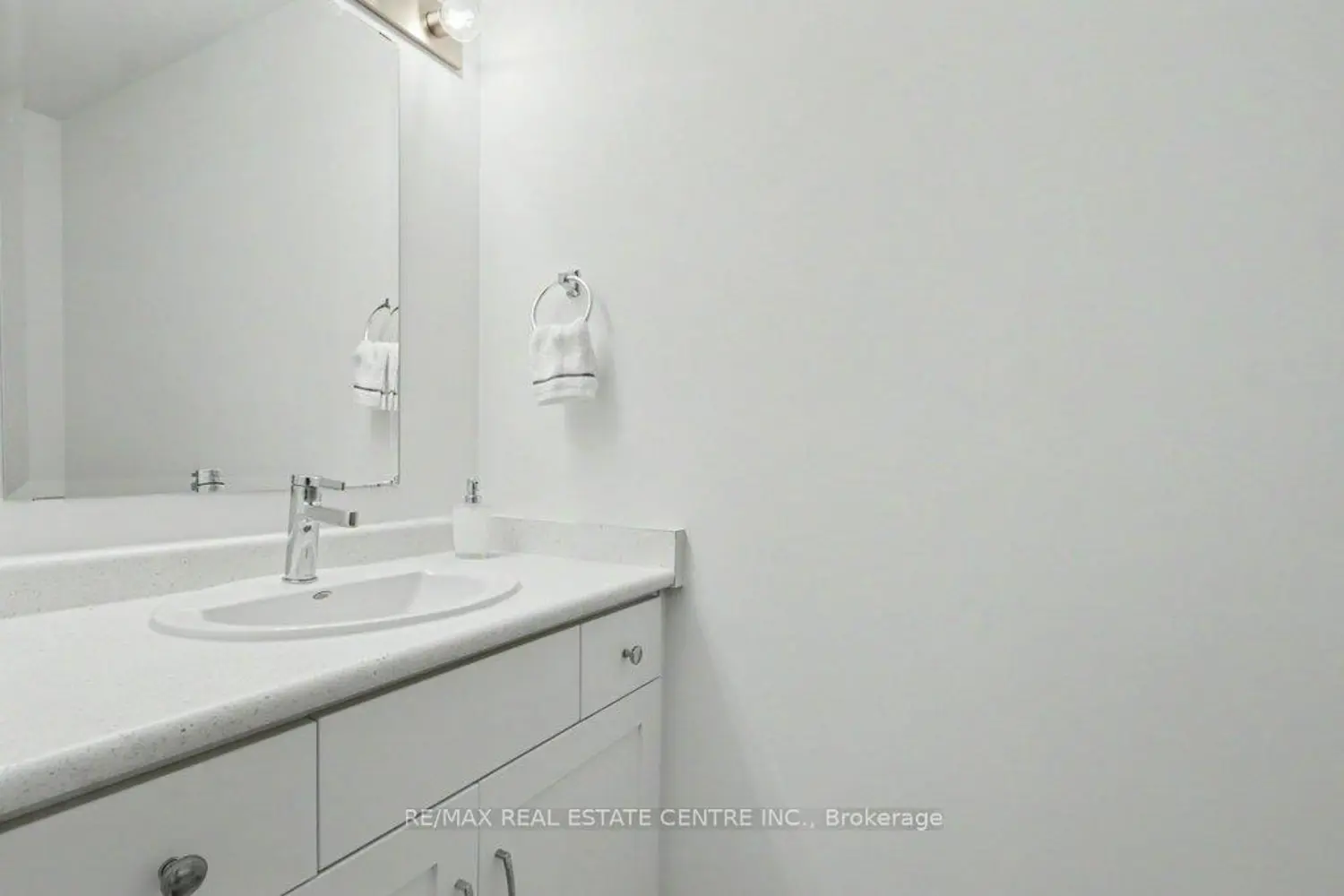 53 Lomond Lane photo 4