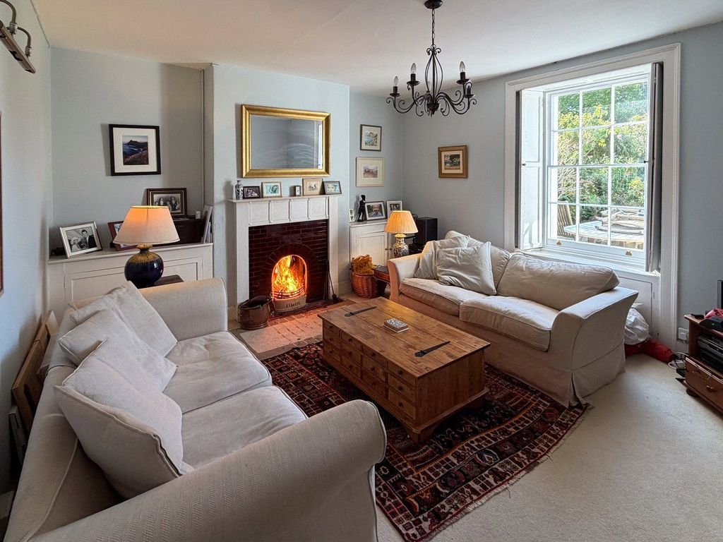 4 bed terraced house for saleSummerland, Honiton, Devon EX14