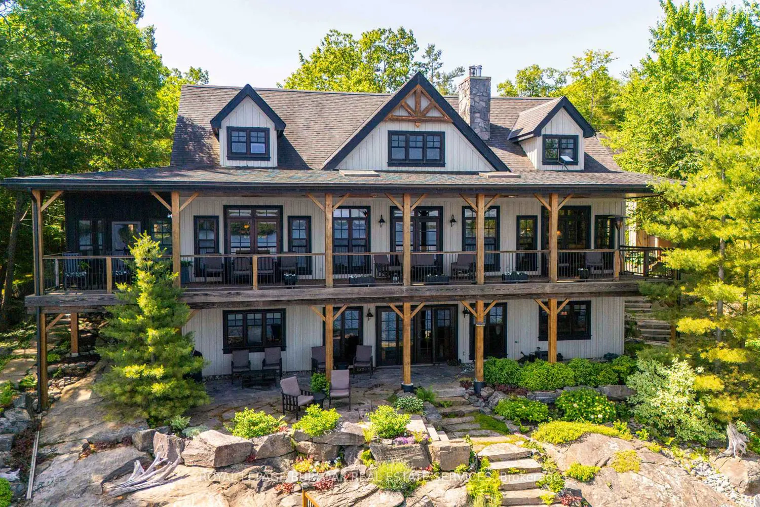 990 Haskett's Drive