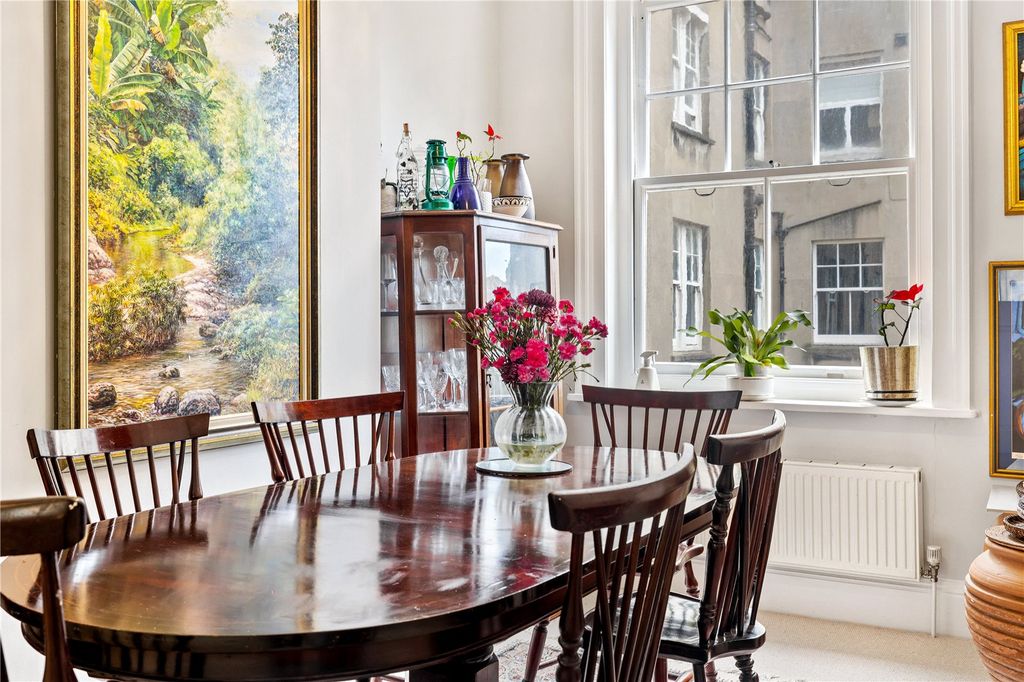 Additional image 18 of 4 bed flat for saleThe Drive, Hove, East Sussex BN3
