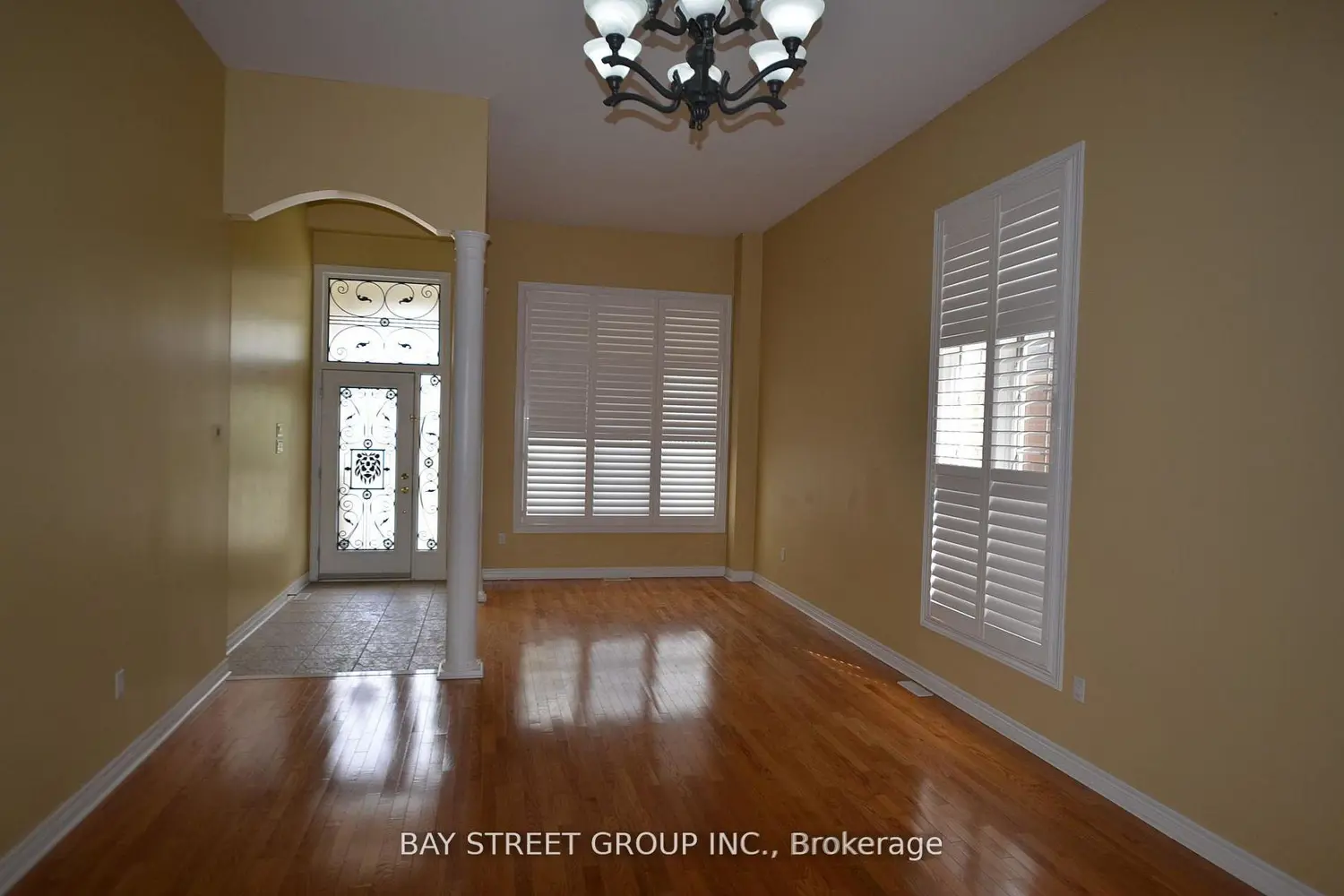 6 Everingham Circle photo 4