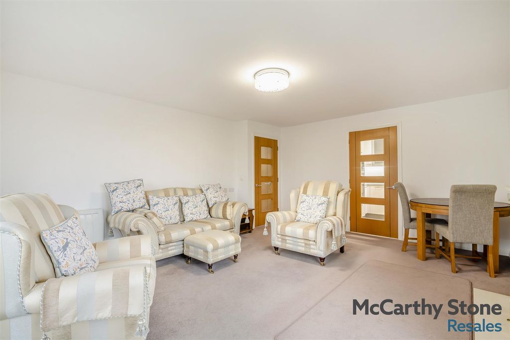Additional image 7 of 1 bed flat for saleTrinity Court, Oxford Road, Halifax HX1