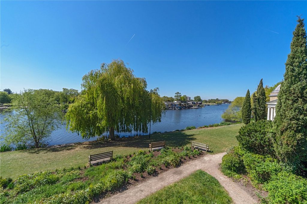 Additional image 12 of 2 bed flat for saleGarricks Villa, Hampton Court Road, Hampton, Middlesex TW12