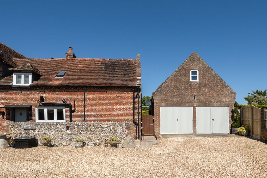 Additional image 34 of 4 bed detached house for saleCottrell Farmhouse, Hayling Island, Hampshire PO11