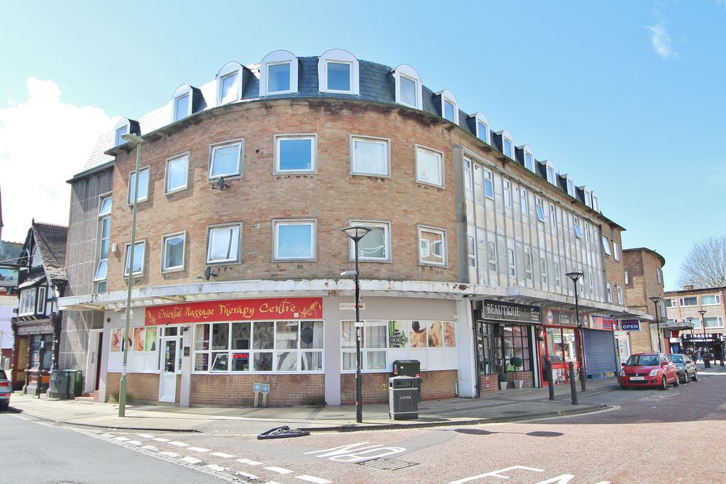 1 bed flat for saleMarket Parade, Havant PO9