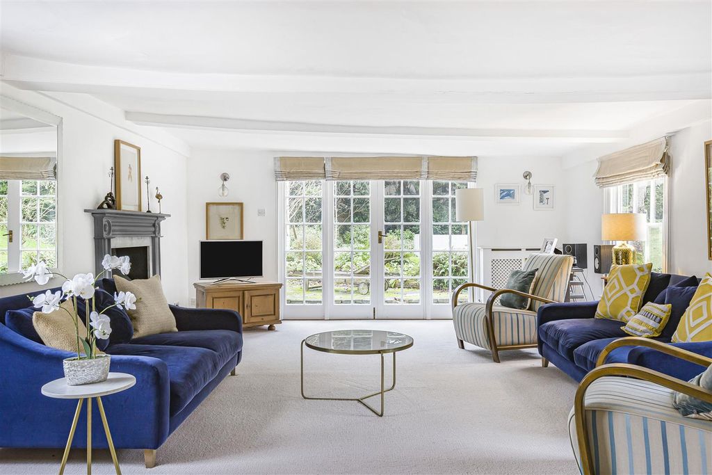 Additional image 9 of 6 bed detached house for saleHertingfordbury Road, Hertingfordbury, Hertford SG14
