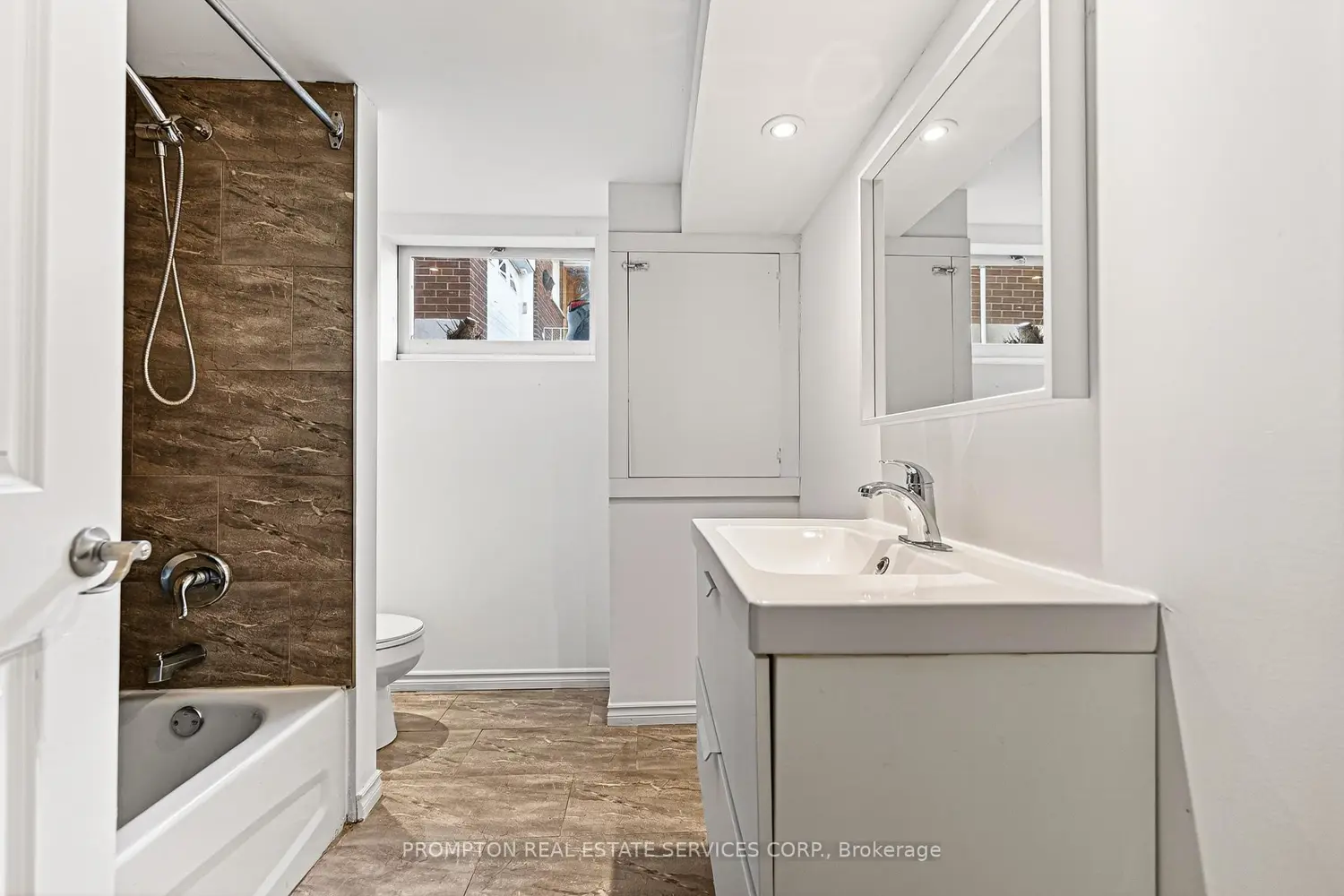 Additional image 16 of 81 Maxome Avenue