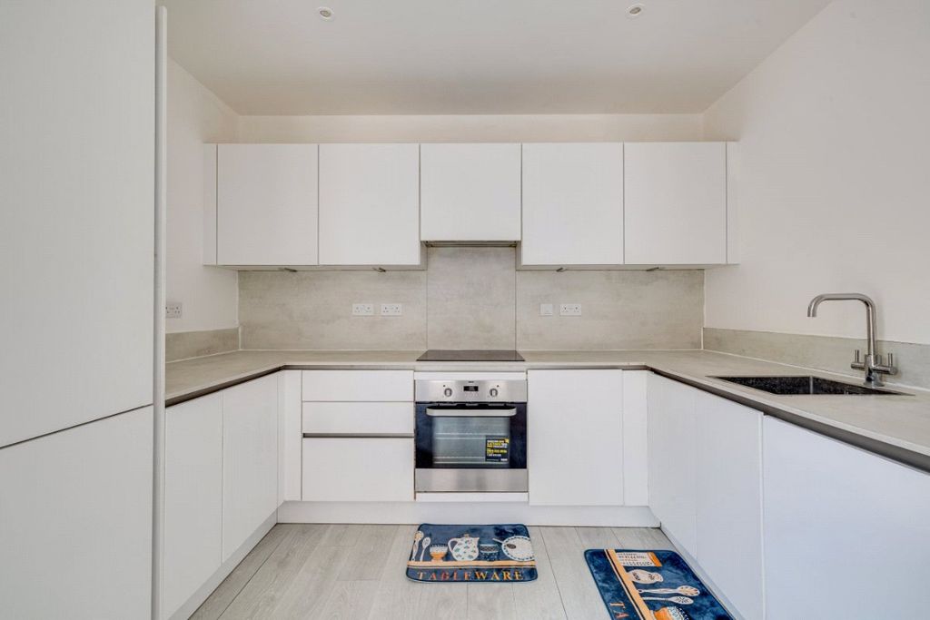 Additional image 3 of 2 bed flat for saleUnity Lane, Hounslow TW3
