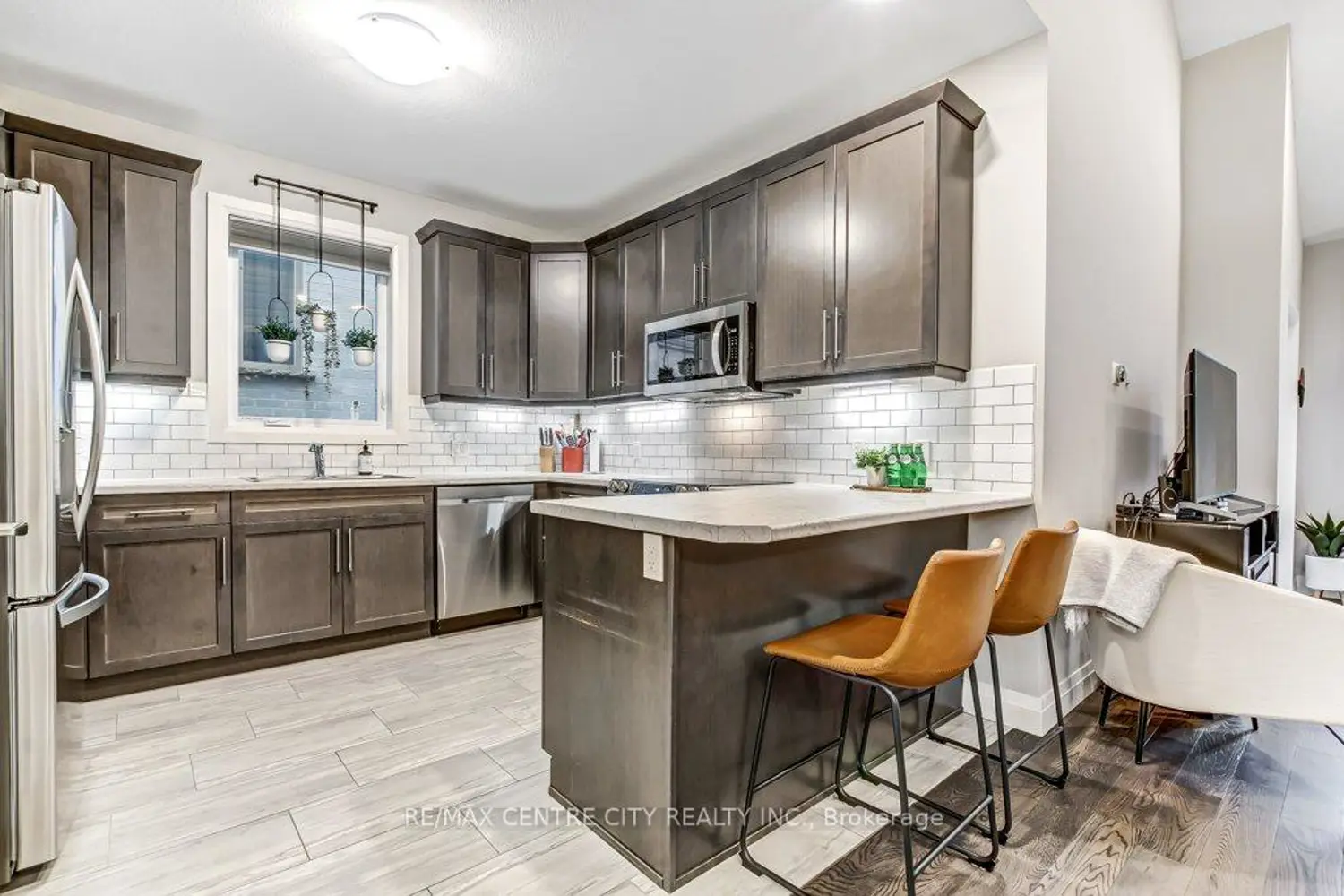 1625 Valhalla Street photo 4
