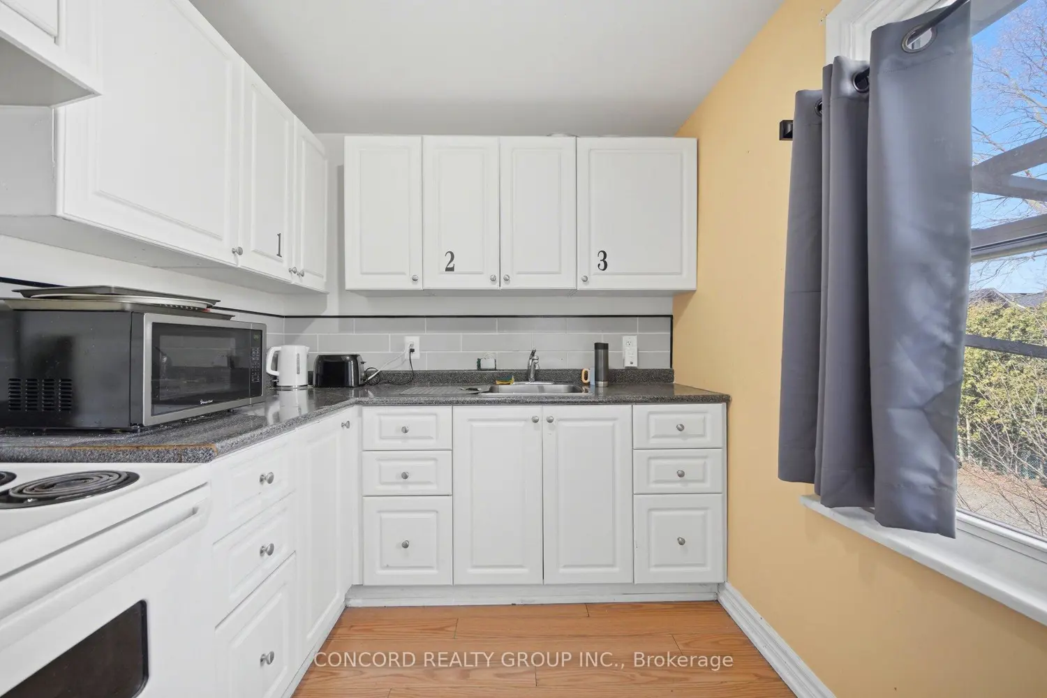 75 Ritson Road photo 5