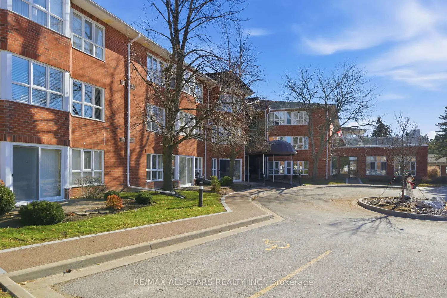 Additional image 3 of 4 Heritage Way 312