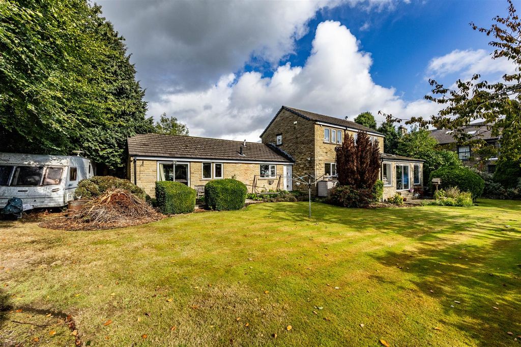 Additional image 7 of 5 bed detached house for saleLanglea Terrace, Hipperholme, Halifax HX3