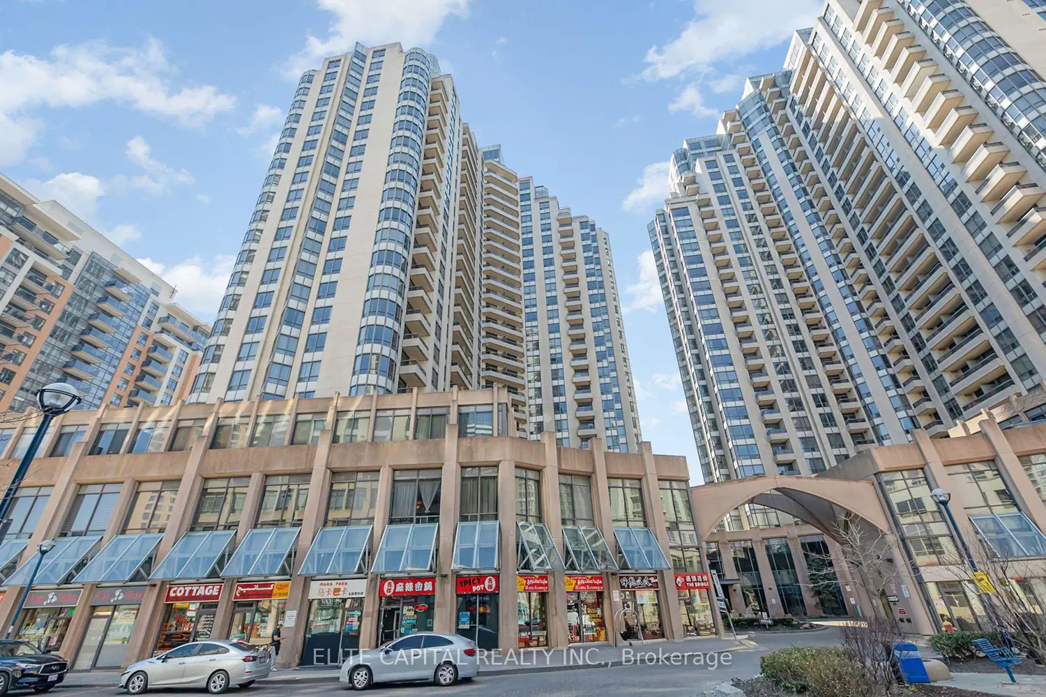 15 Northtown Way 2018