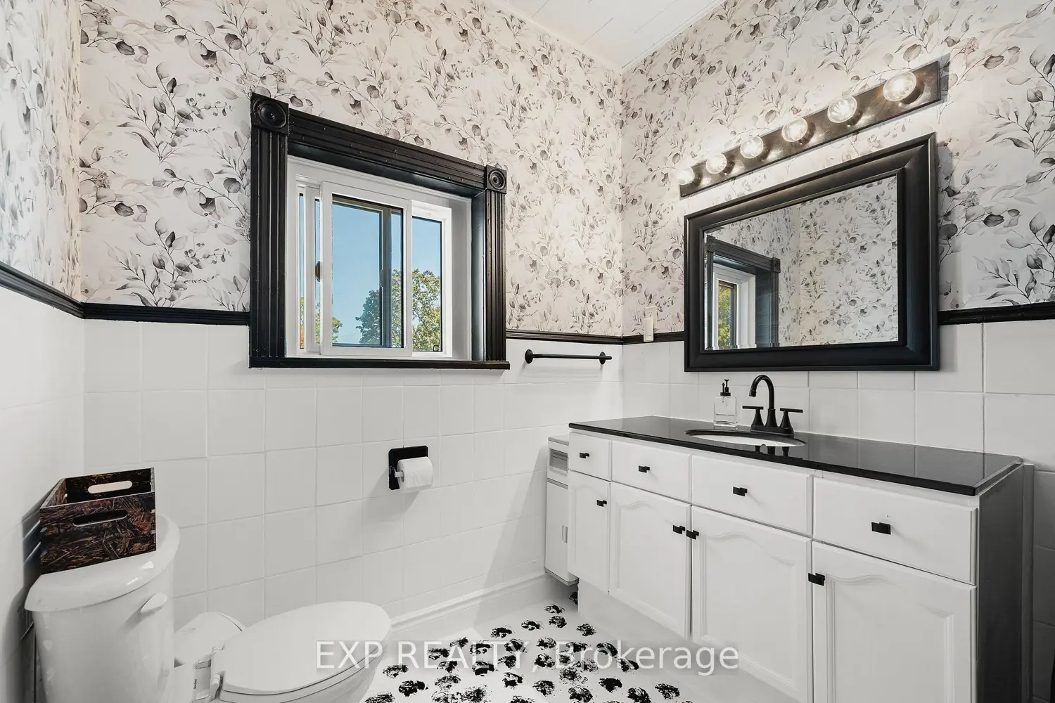 Additional image 11 of 290 Turnberry Street