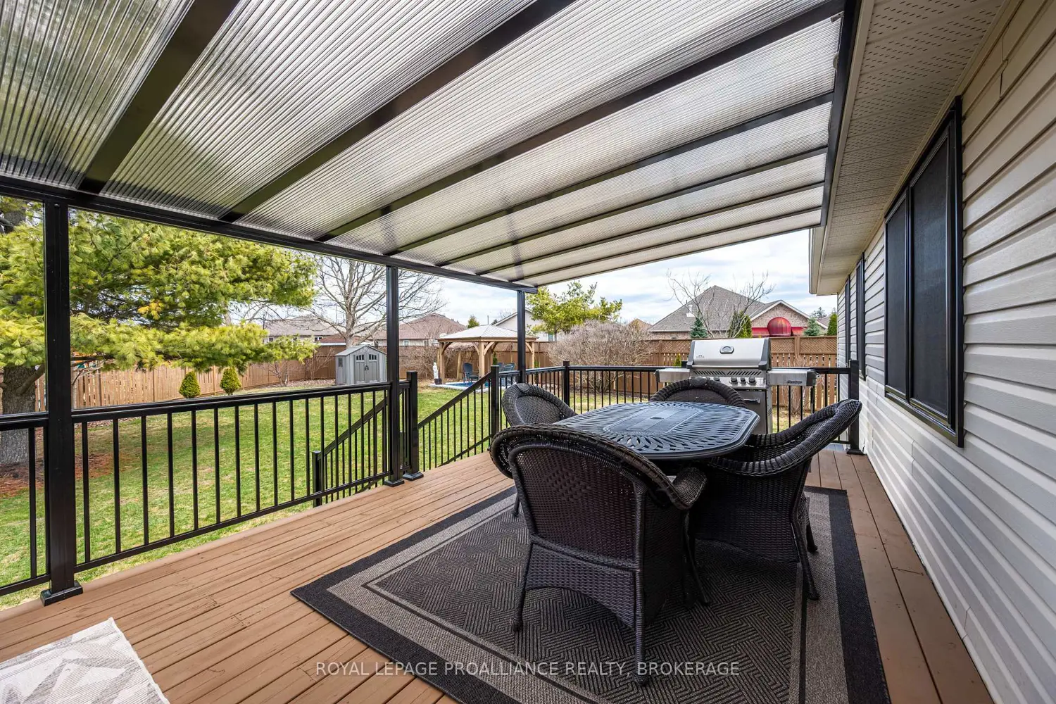 688 Chadwick Court photo 4