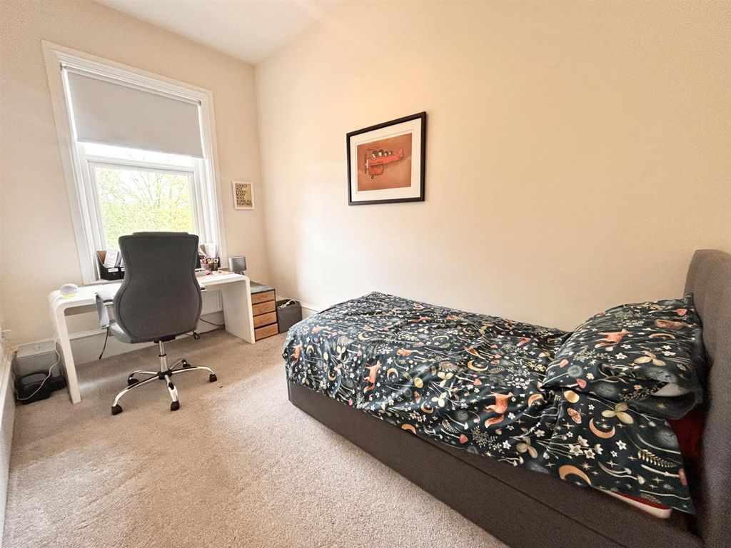 Additional image 24 of 4 bed semi-detached house for saleLinden Road, Halifax HX3