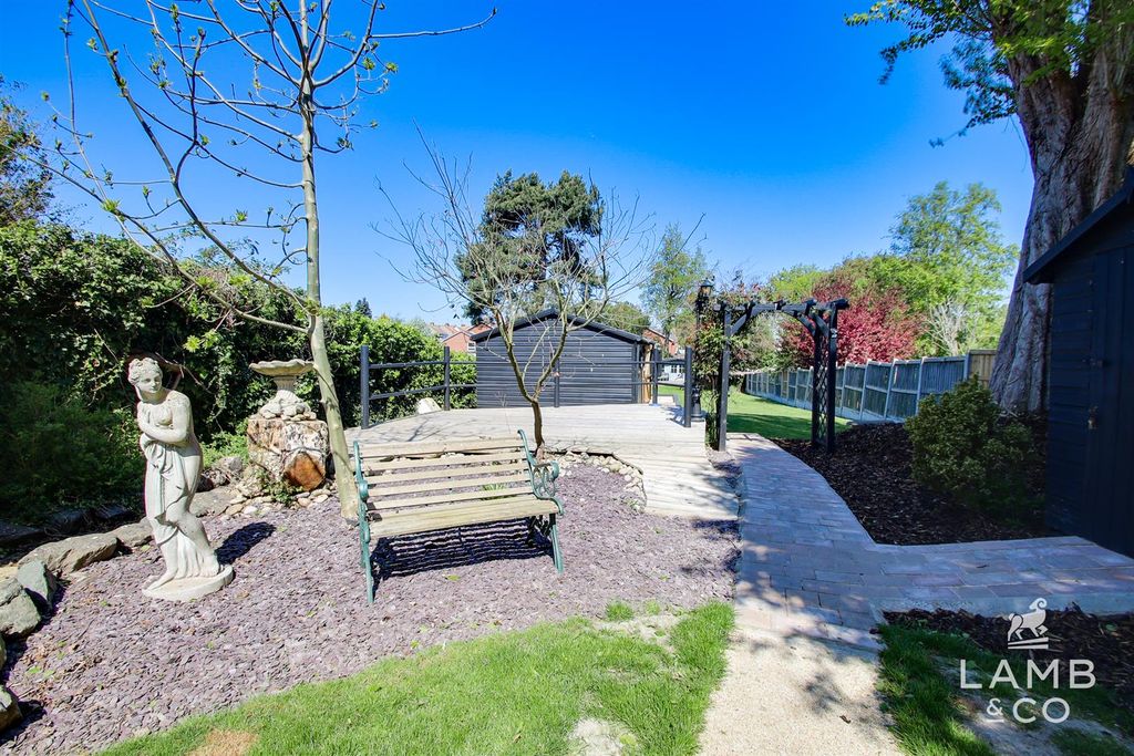 Additional image 40 of 5 bed detached house for saleFronks Road, Dovercourt CO12