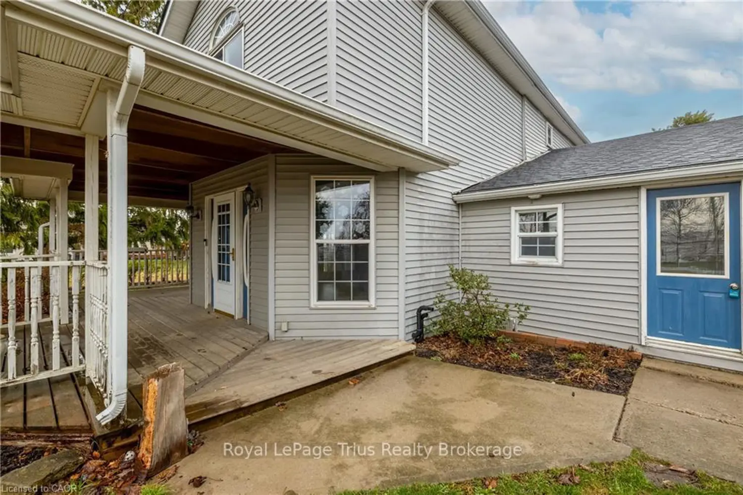 527 Bond Street photo 2