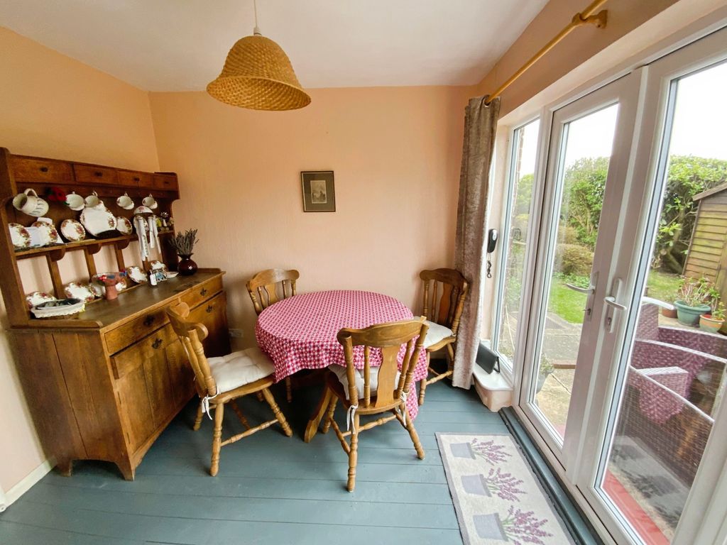 Additional image 3 of 3 bed detached house for saleAshcourt Drive, Hornsea HU18